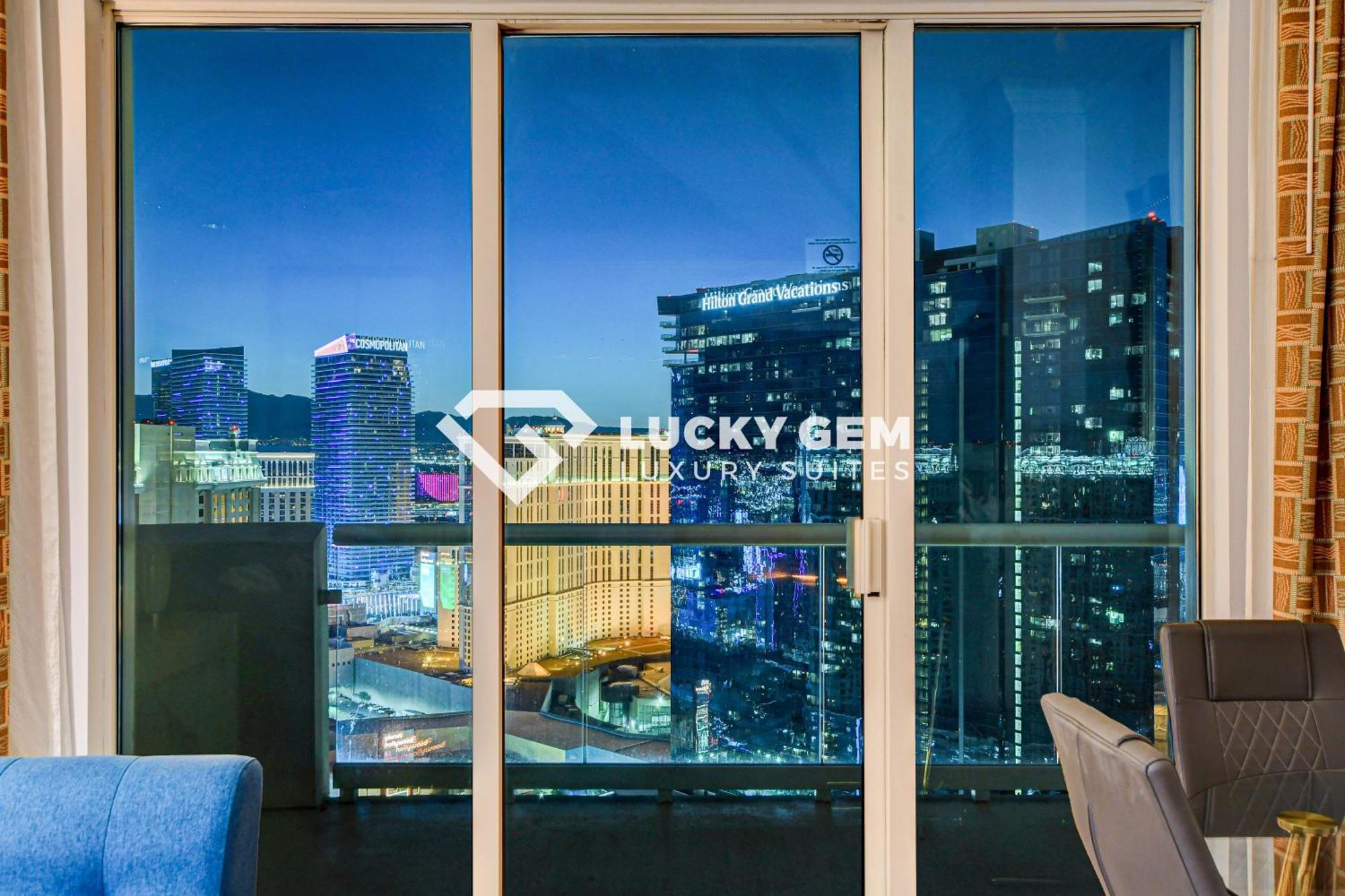 Lucky Gem Penthouse & Luxury Suites At Signature Resort, Balcony Strip View 3505 Лас-Вегас Экстерьер фото