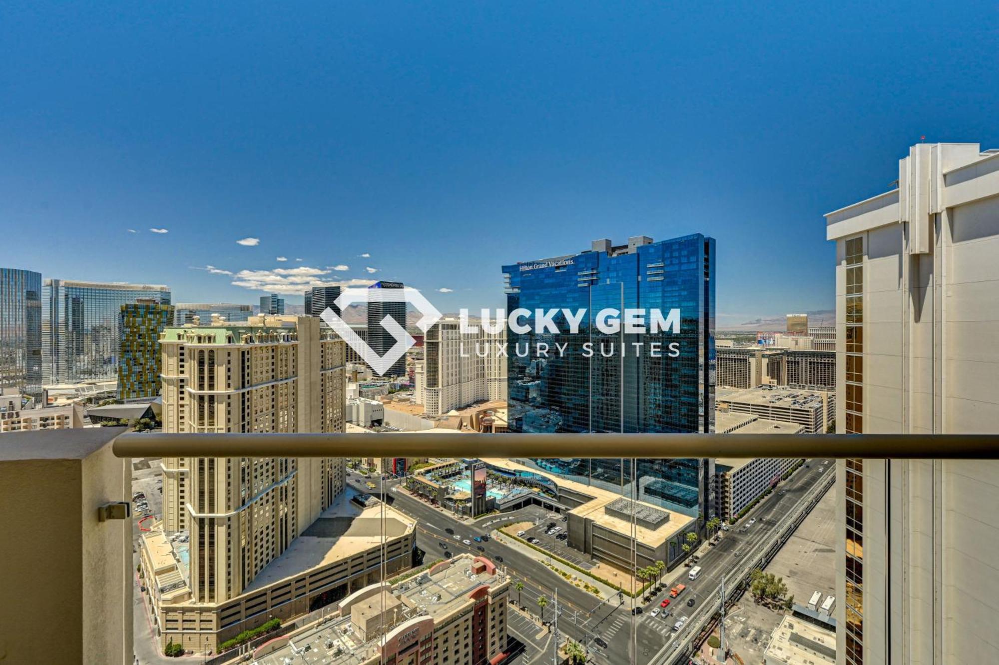 Lucky Gem Penthouse & Luxury Suites At Signature Resort, Balcony Strip View 3505 Лас-Вегас Экстерьер фото