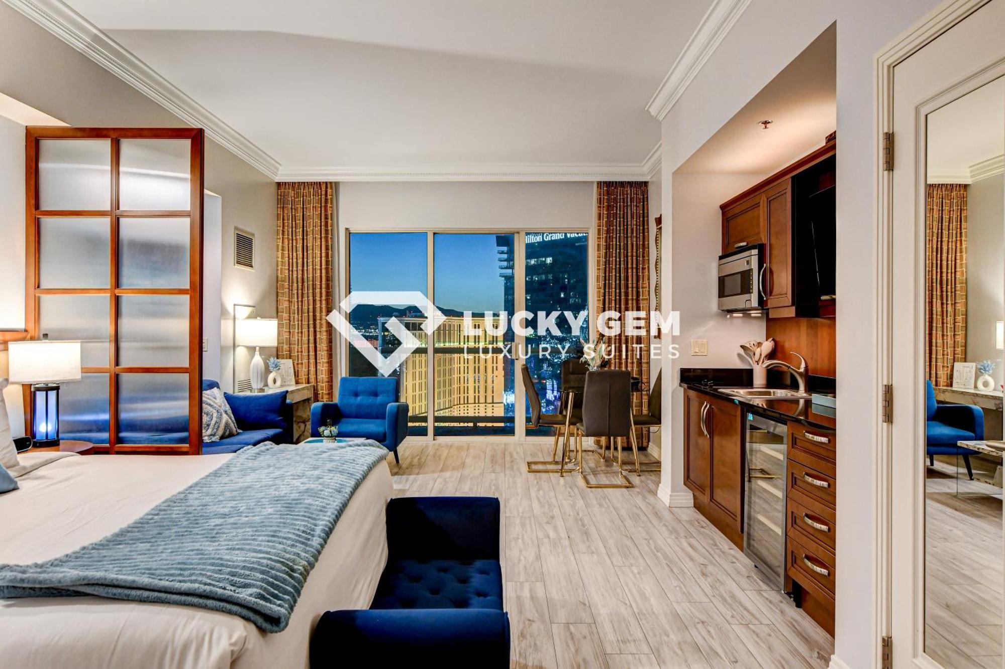 Lucky Gem Penthouse & Luxury Suites At Signature Resort, Balcony Strip View 3505 Лас-Вегас Экстерьер фото