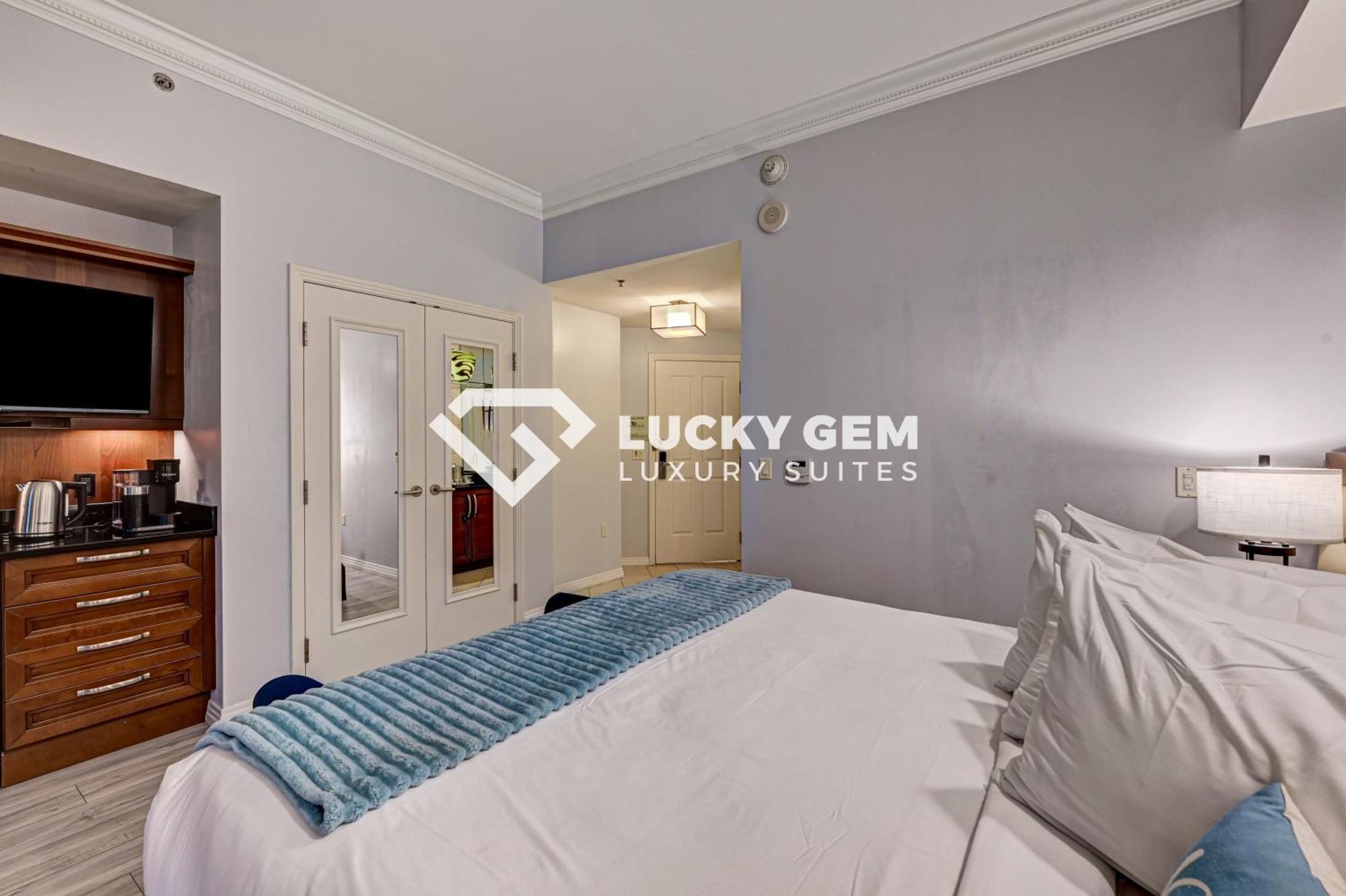 Lucky Gem Penthouse & Luxury Suites At Signature Resort, Balcony Strip View 3505 Лас-Вегас Экстерьер фото